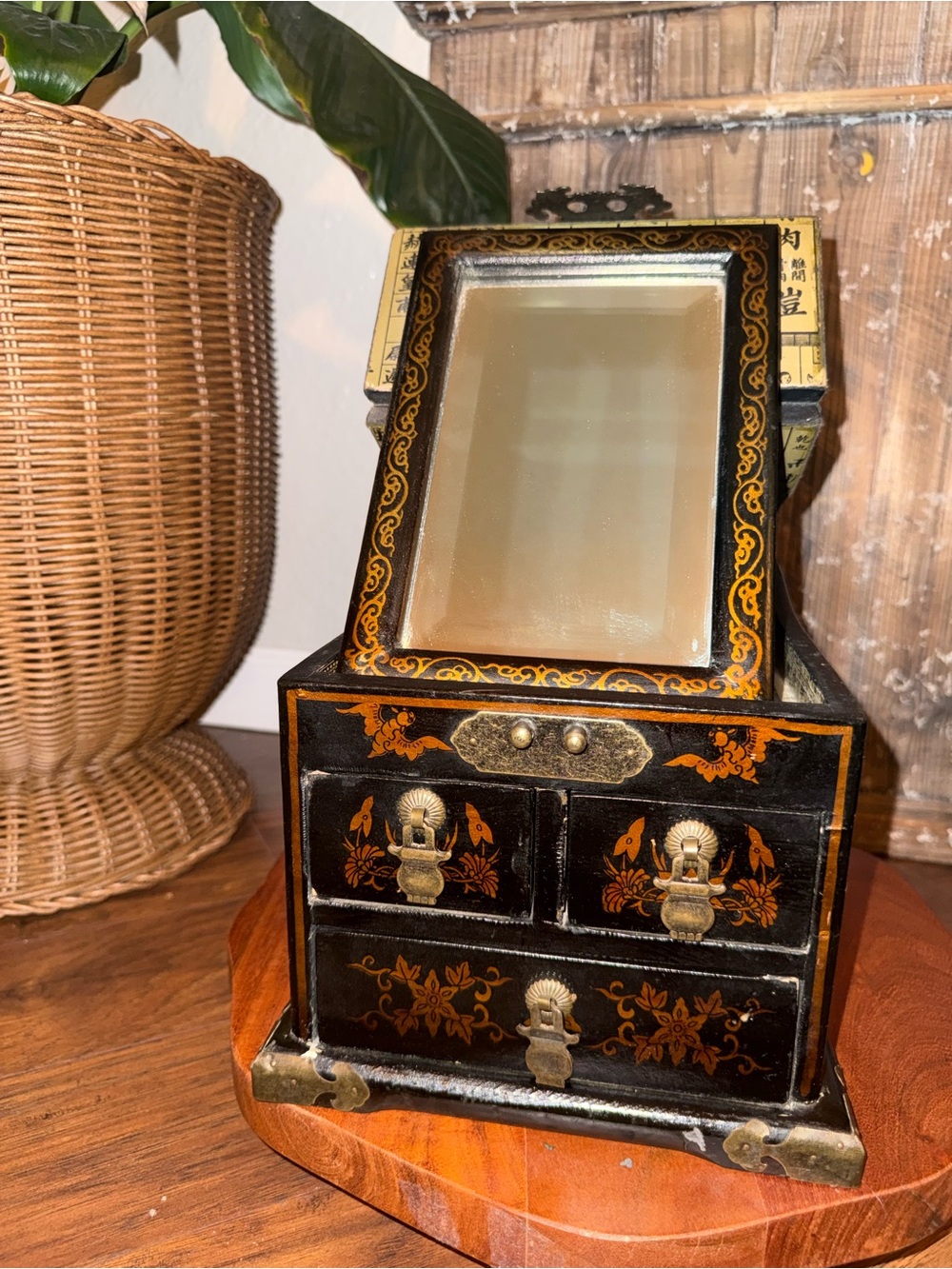 VTG Chinese Wood Lacquered Dragon & Phoenix Fold-Away Mirror Jewelry Box
